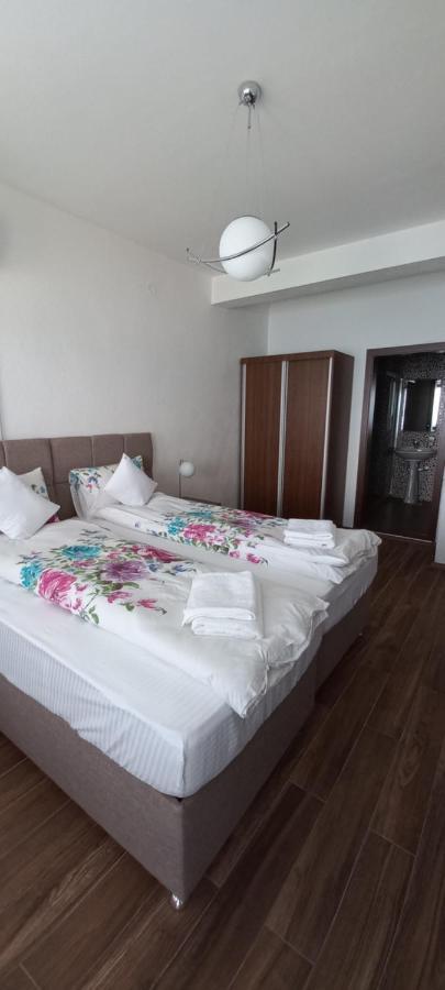 Apartment Malezan *